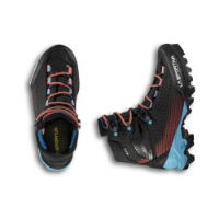 La Sportiva Women's Aequilibrium ST GTX