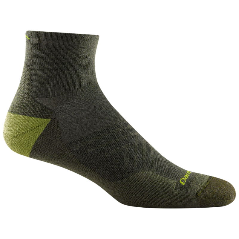 Darn Tough Men's Run Quarter Ultra-Lightweight Running Sock (1040)