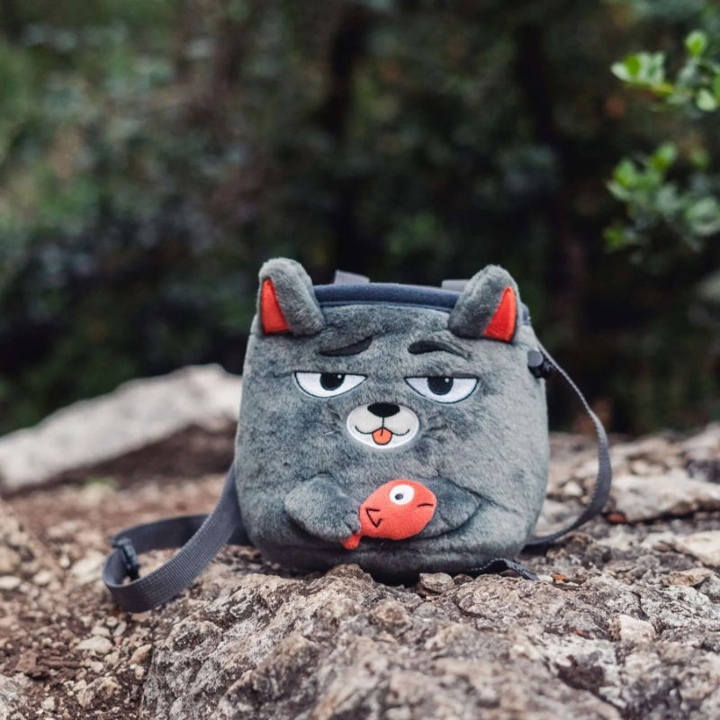 YY Vertical Cat Chalk Bag