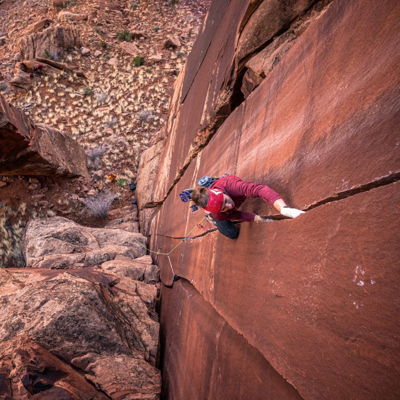 Black Diamond Crack Gloves in use